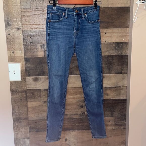 Madewell 10" High-Rise Skinny Jeans in Wendover Wash: TENCEL™ Denim Edition - Picture 2 of 8